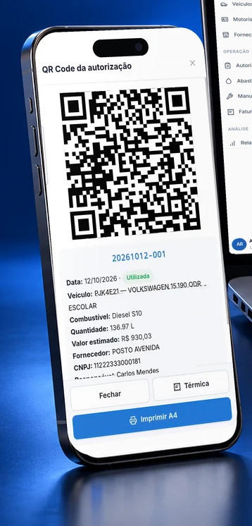 Celular com a tela de QR Code da autorização no Gerir Frota, com número, data, veículo, combustível, quantidade, valor estimado e fornecedor